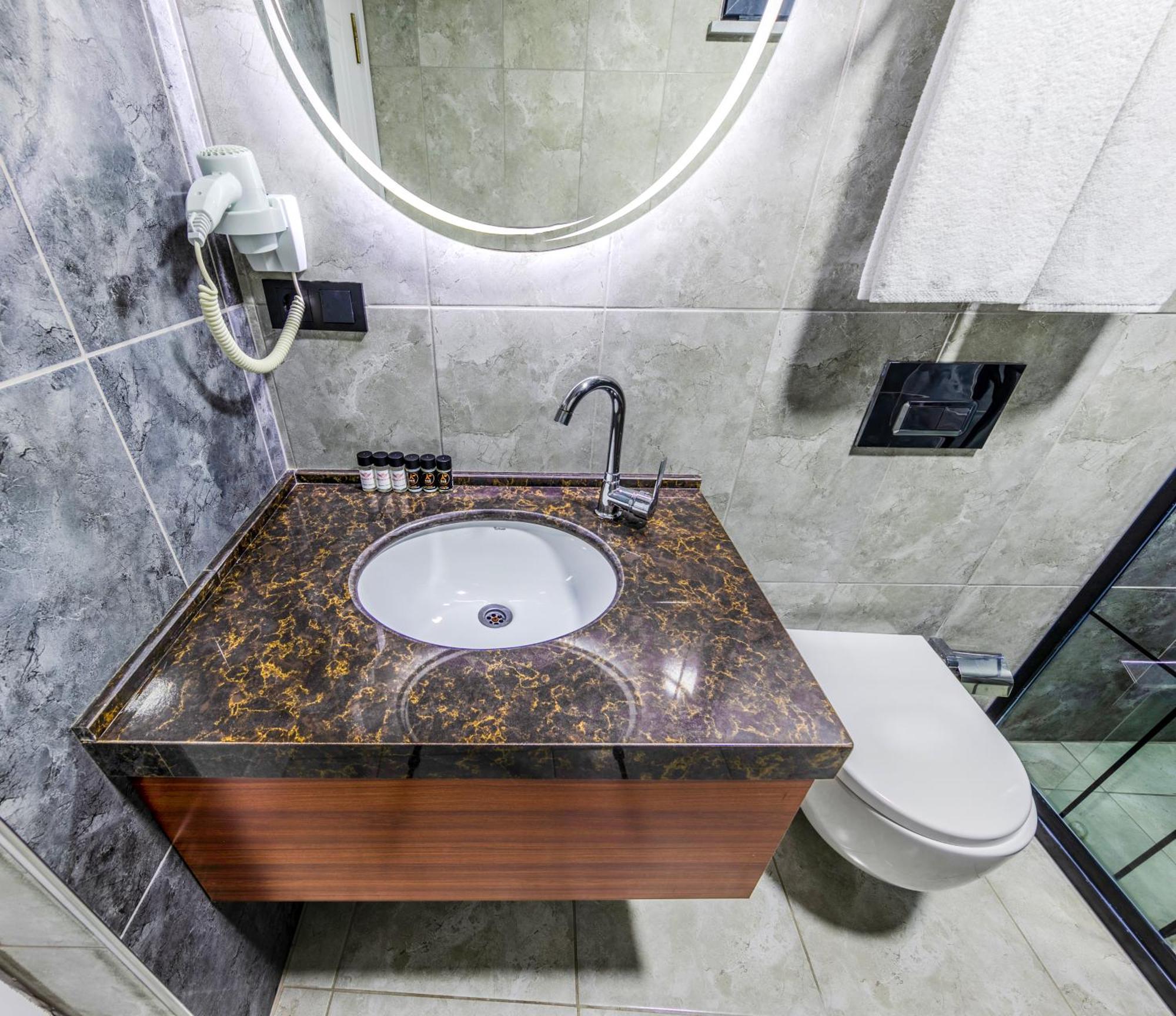 Med Life Hotel Istanbul Airport Arnavutkoy Ngoại thất bức ảnh