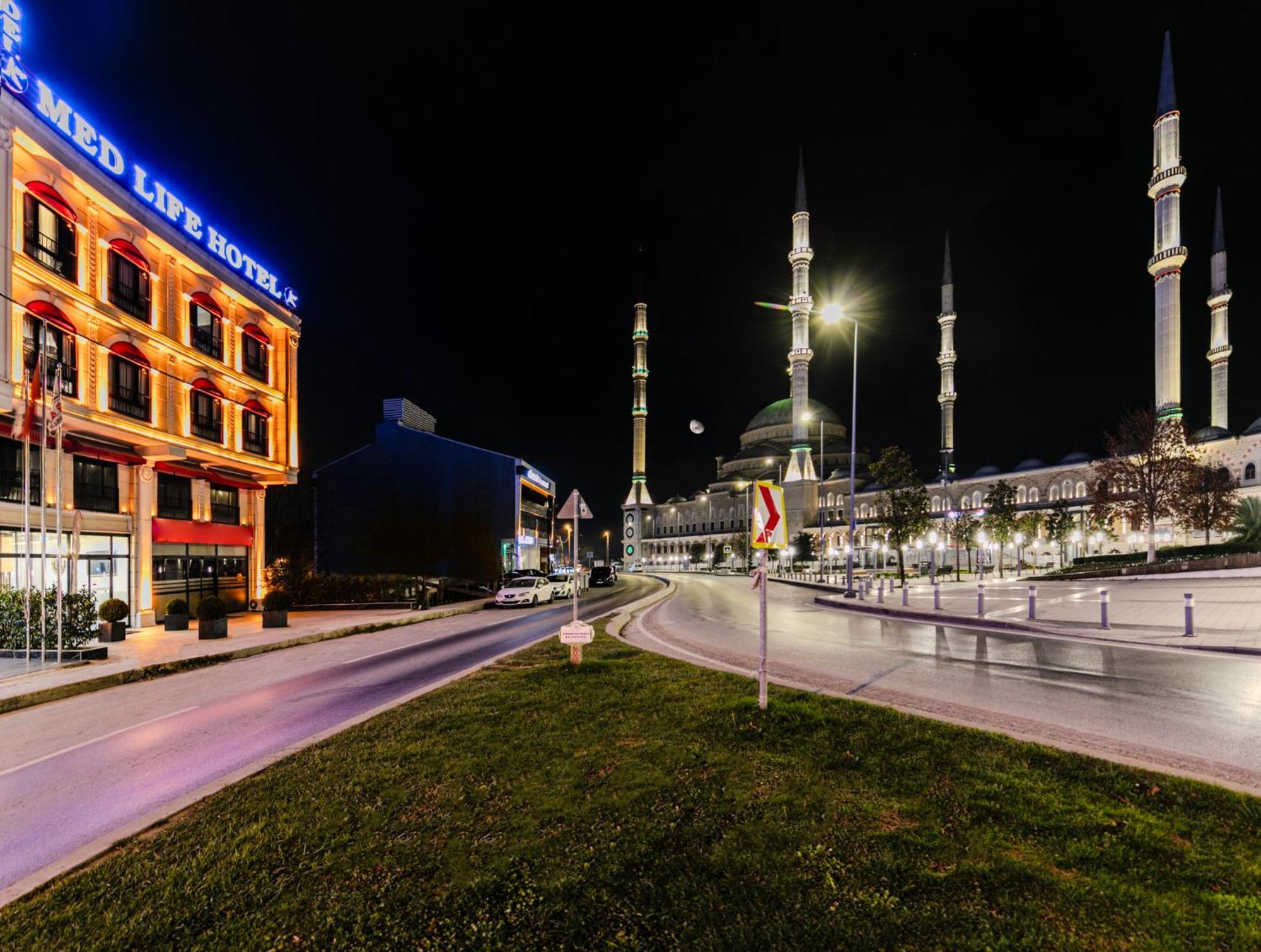Med Life Hotel Istanbul Airport Arnavutkoy Ngoại thất bức ảnh